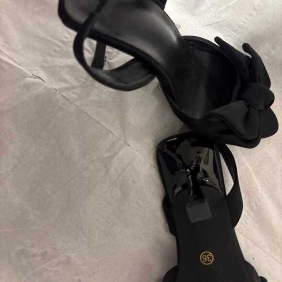 High hills - Picture 2 of 4